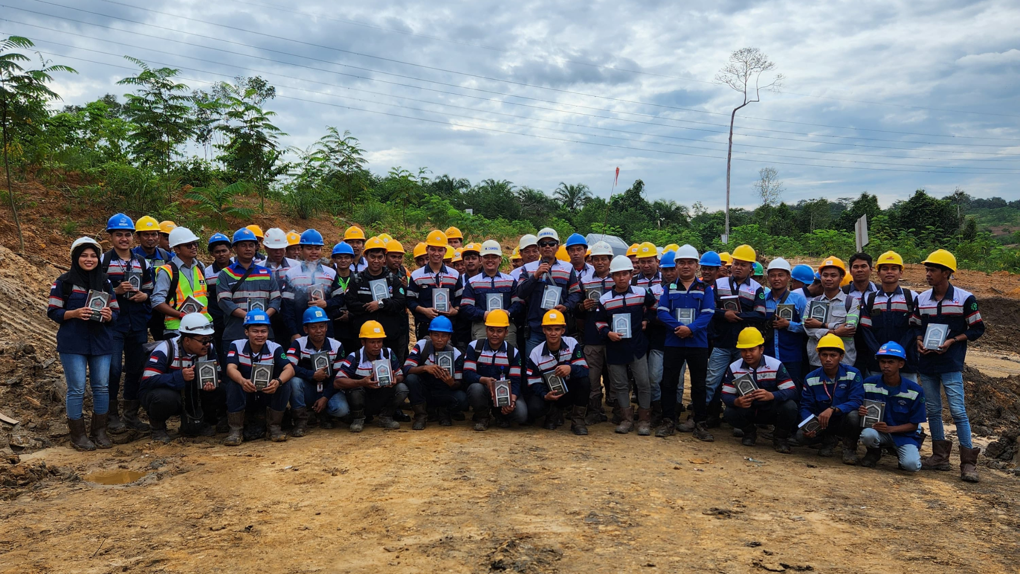 Latar Belakang Artikel Tentang Kami